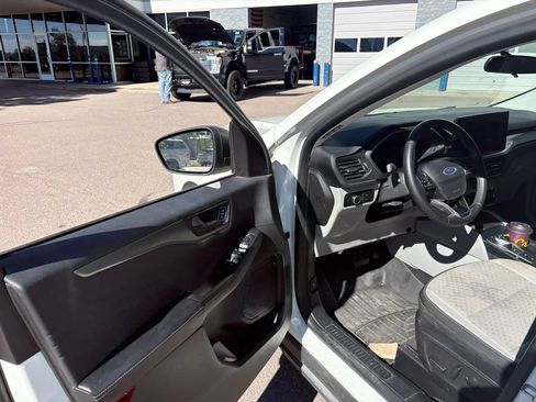Used 2023 Ford Escape Active w/ Tech Pack #1 FWD image 17