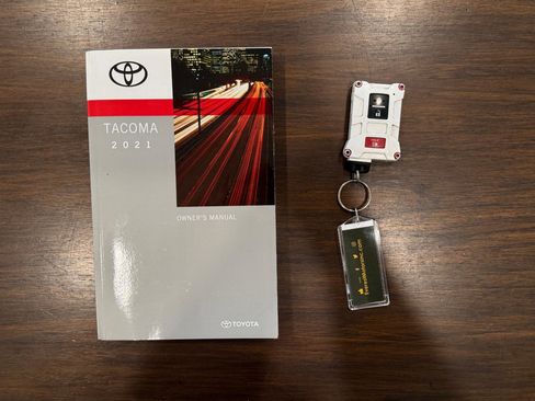 Used 2021 Toyota Tacoma TRD Off-Road w/ Technology Package image 23