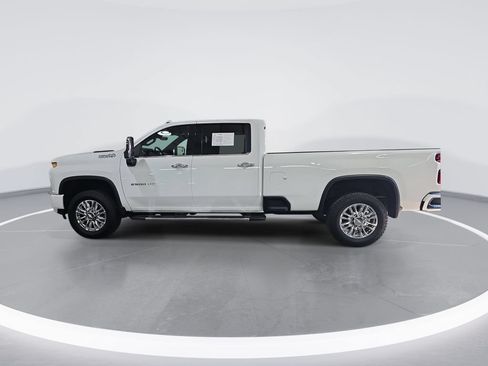 Used 2020 Chevrolet Silverado 2500 High Country w/ Z71 Off-Road Package AWD/4WD image 7
