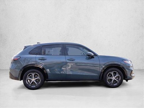 Used 2023 Honda HR-V EX-L image 4