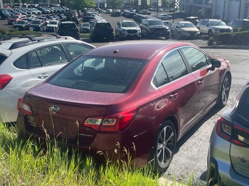 Used 2015 Subaru Legacy 2.5i Limited AWD/4WD image 3