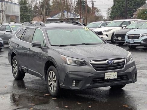 Used 2021 Subaru Outback Premium image 7