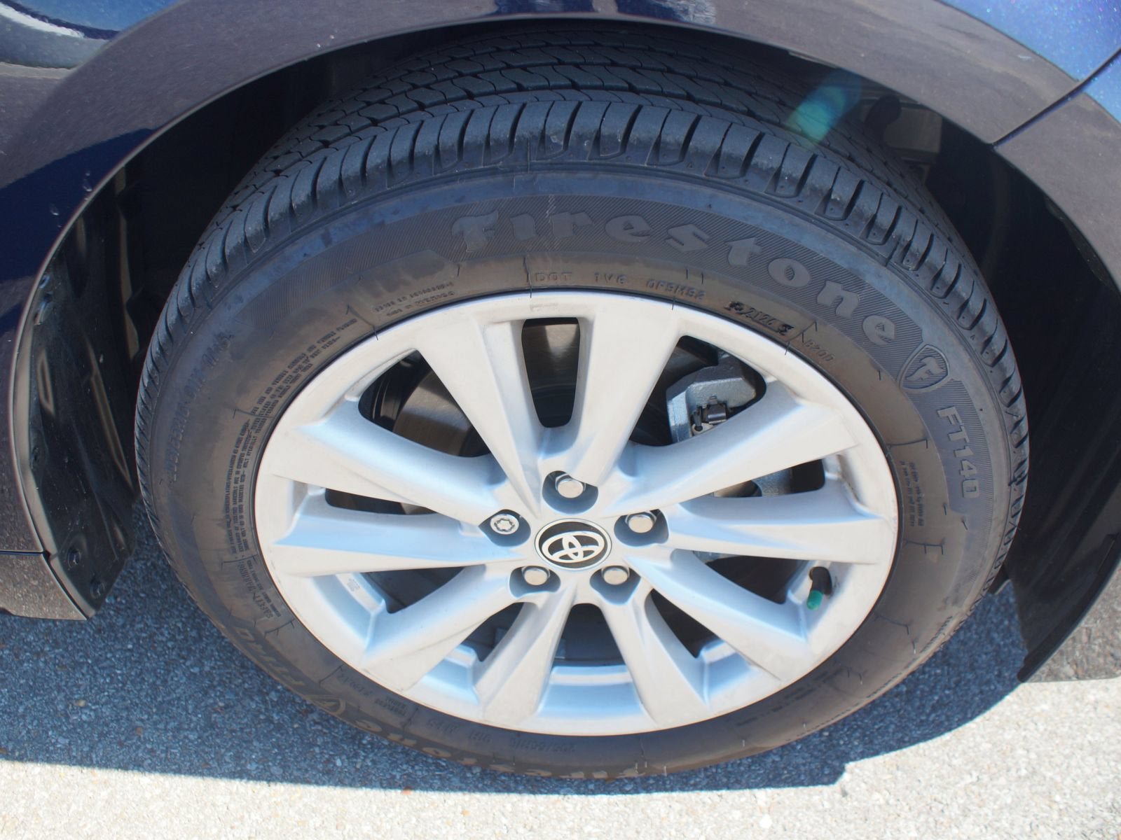 Used 2027 Toyota Corolla LE FWD image 24