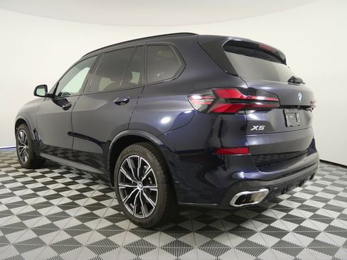 Used 2026 BMW X5 sDrive40i image 5