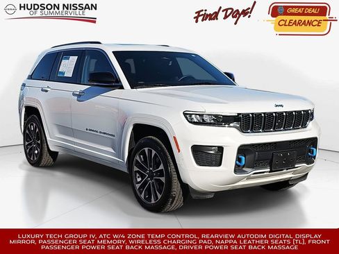 Used 2023 Jeep Grand Cherokee Overland w/ Luxury Tech Group IV image 1