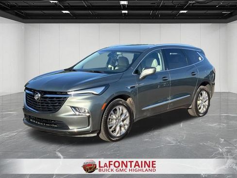 Used 2023 Buick Enclave Essence w/ Experience Buick Package AWD/4WD image 4