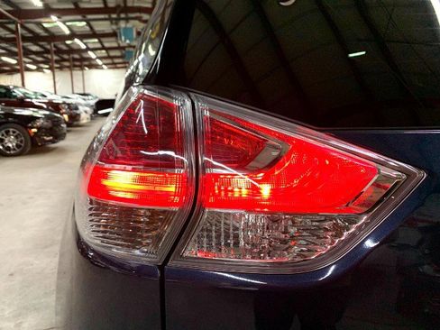 Used 2015 Nissan Rogue SL image 55