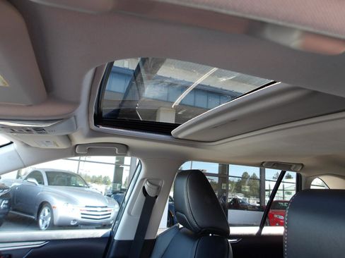 Used 2019 Toyota RAV4 XLE Premium w/ All Weather Liner Package AWD/4WD image 14