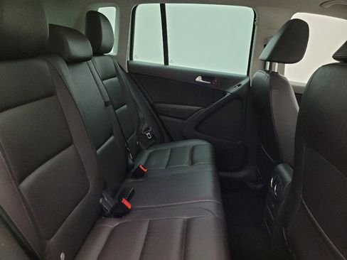 Used 2017 Volkswagen Tiguan Wolfsburg Edition FWD image 19