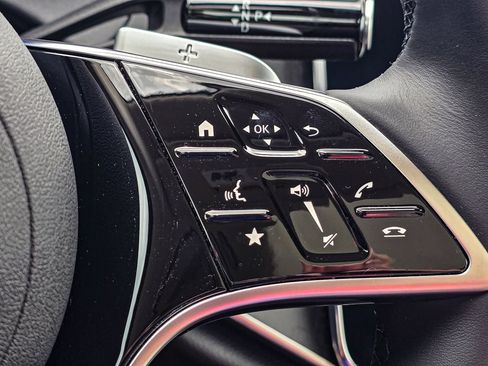 New 2026 Mercedes-Benz E 350 4MATIC Sedan image 23