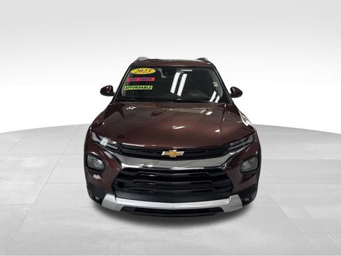 Used 2023 Chevrolet TrailBlazer LT w/ Convenience Package AWD/4WD image 9