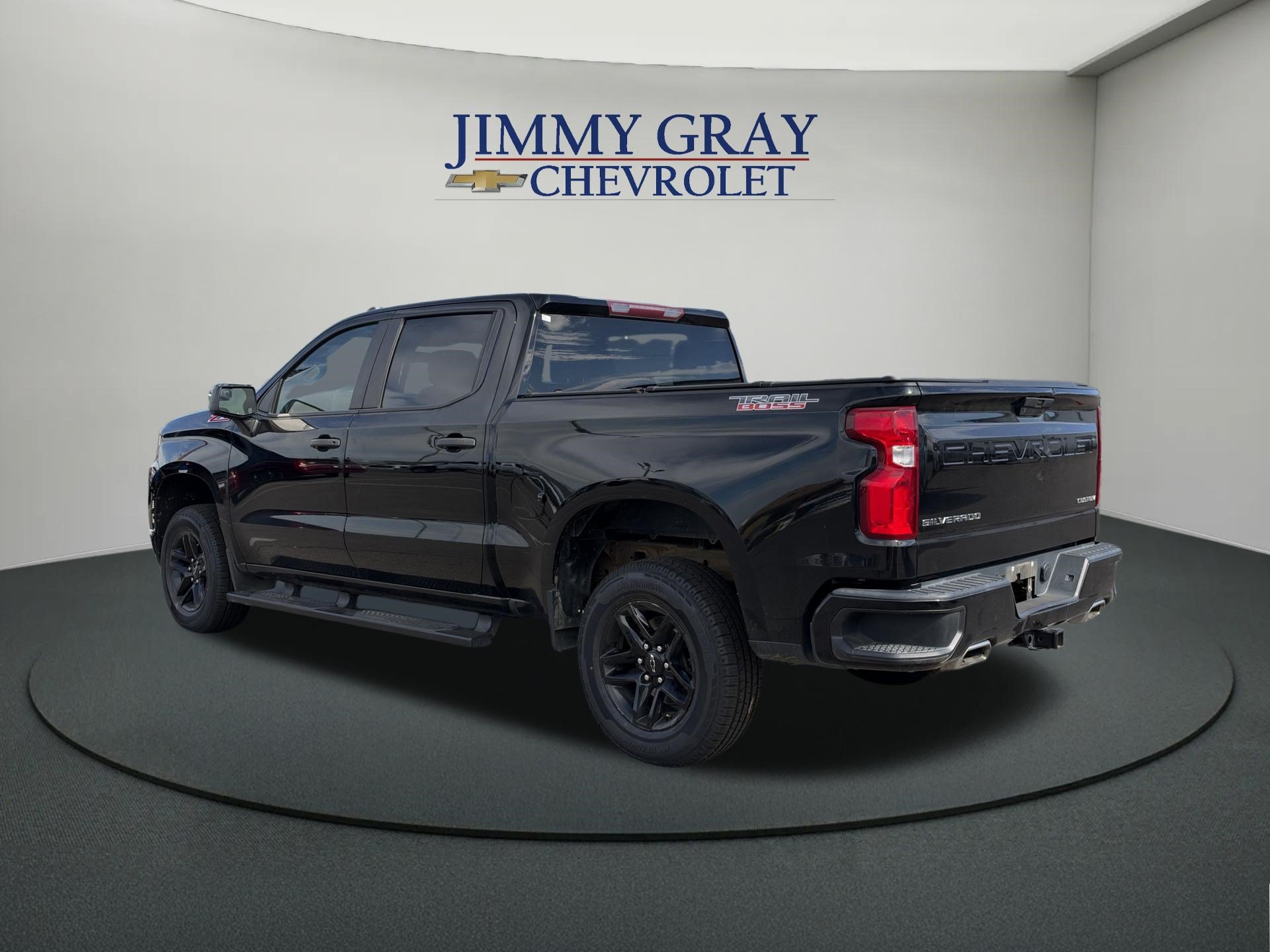 Used 2022 Chevrolet Silverado 1500 Custom Trail Boss AWD/4WD image 3