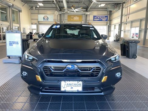 Used 2024 Subaru Crosstrek 2.5i Wilderness image 2