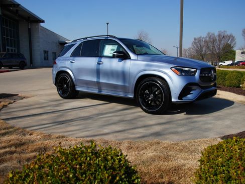New 2026 Mercedes-Benz GLE 450 4MATIC image 1