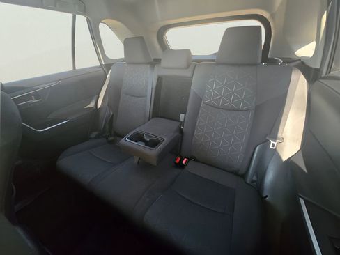 Used 2021 Toyota RAV4 XLE image 53