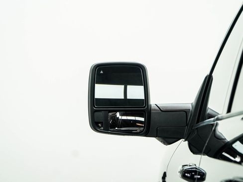 Used 2024 RAM 2500 Limited image 14