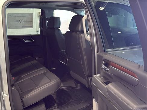 New 2026 GMC Sierra 2500 Denali AWD/4WD image 15
