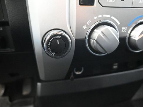 Used 2018 Toyota Tundra SR5 image 19