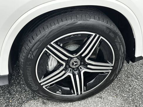 Certified 2025 Mercedes-Benz GLC 300 4MATIC image 14
