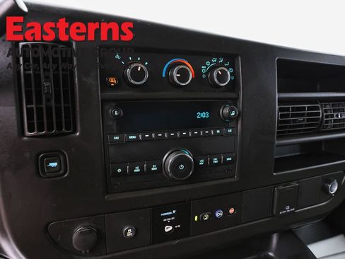Used 2021 Chevrolet Express 2500 RWD image 15