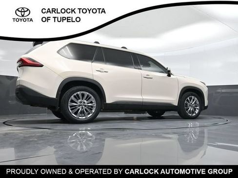 Used 2024 Toyota Grand Highlander AWD image 61