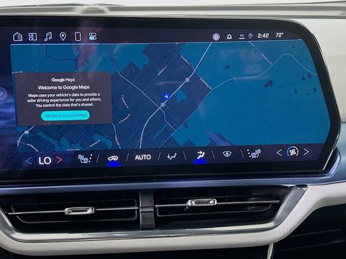 Used 2025 Chevrolet Equinox EV LT image 22