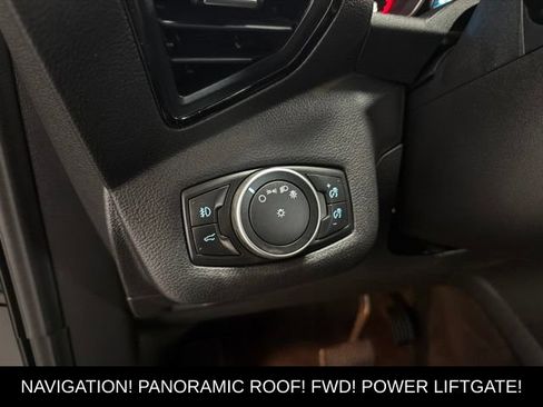 Used 2018 Ford Escape SEL FWD image 12