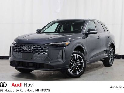 Certified 2025 Audi Q5 Premium w/ Convenience Package