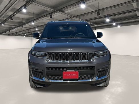 Used 2024 Jeep Grand Cherokee L Limited w/ Trailer Tow Package image 18