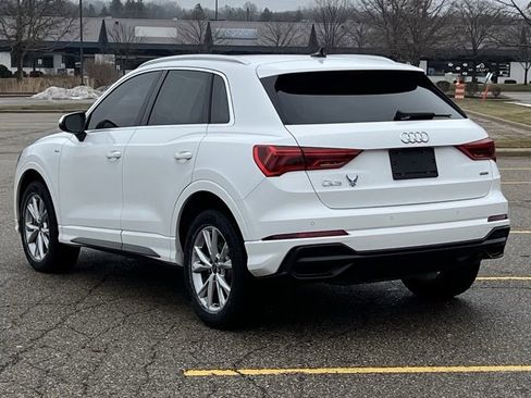 Used 2021 Audi Q3 2.0T Premium w/ Convenience Package image 3