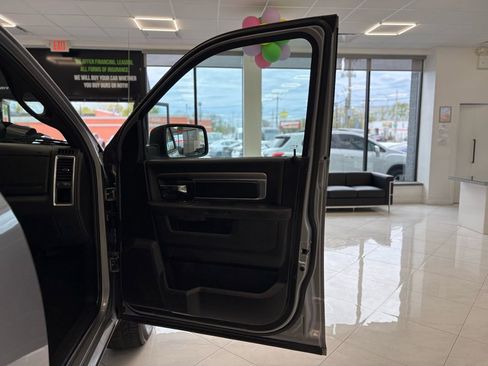 Used 2024 RAM 1500 Classic Warlock RWD image 33