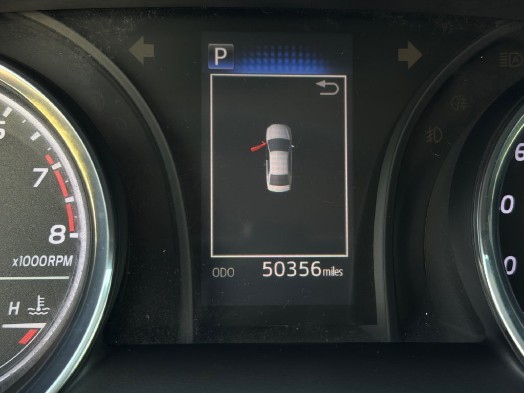 Used 2020 Toyota Camry LE FWD image 29