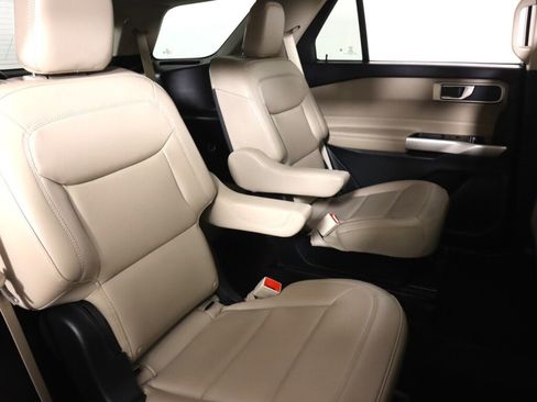 Used 2023 Ford Explorer XLT w/ Equipment Group 202A image 41