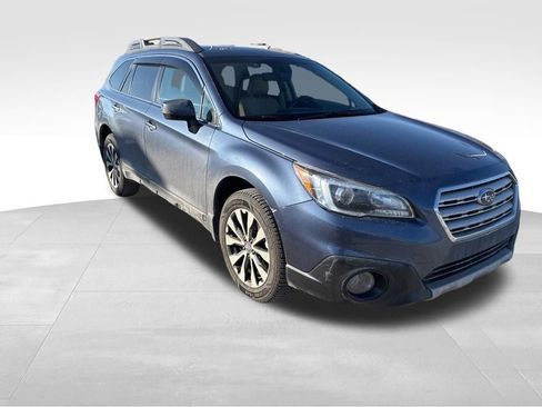 Used 2017 Subaru Outback 2.5i Limited image 38