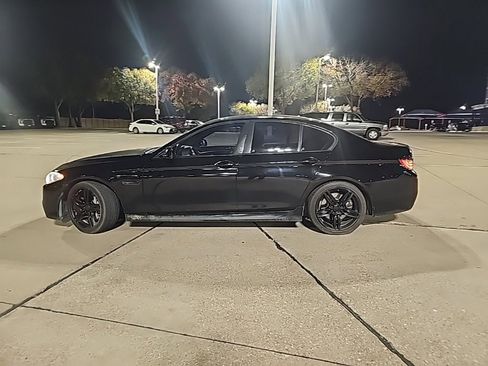 Used 2013 BMW 550i Sedan image 5