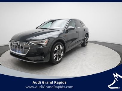 Certified 2022 Audi e-tron Premium Plus w/ Premium Plus Package