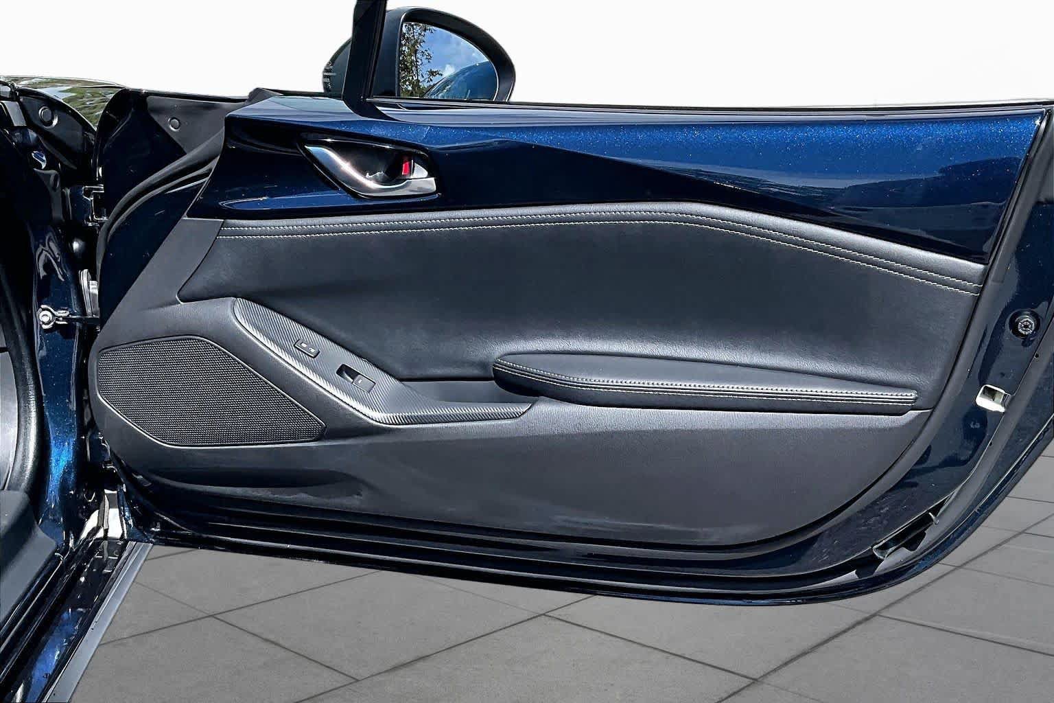 Used 2025 MAZDA MX-5 Miata RF Grand Touring RWD image 21