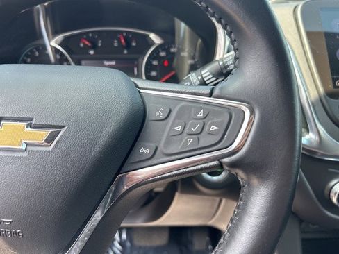Used 2021 Chevrolet Equinox Premier image 24