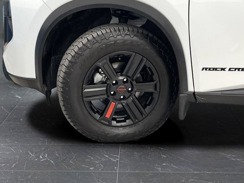 Used 2025 Nissan Rogue SV w/ Rock Creek Premium Package image 34