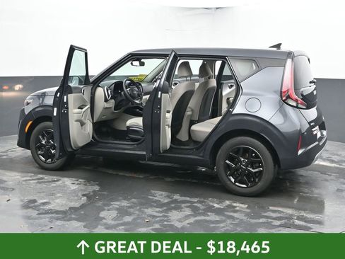 Used 2025 Kia Soul LX w/ LX Technology Package image 75