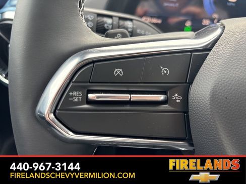 New 2026 Chevrolet Equinox EV LT image 17