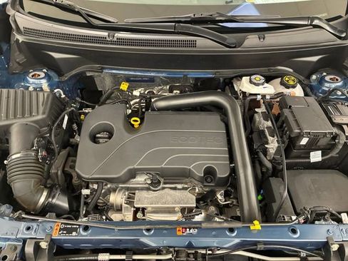 Used 2024 Chevrolet Equinox LT image 11