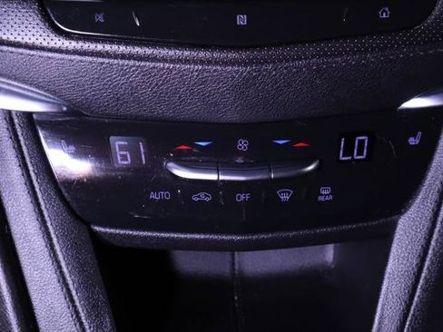Used 2021 Cadillac XT6 Luxury FWD image 23