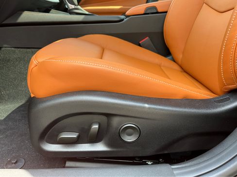 New 2025 Cadillac CT4 Premium Luxury image 6