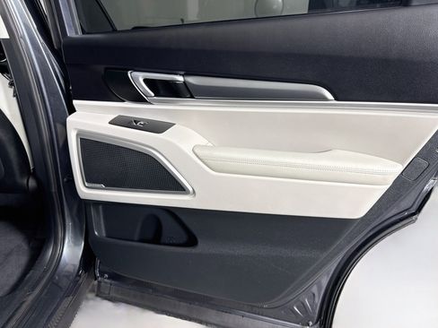 Used 2020 Kia Telluride S FWD image 28