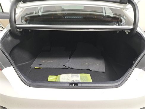 Used 2023 Toyota Camry LE image 10