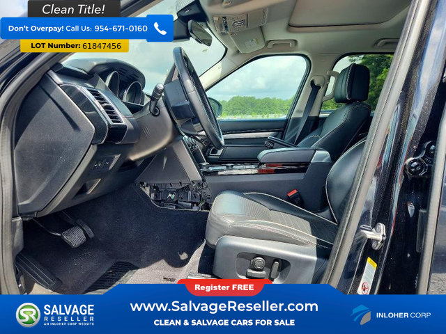 Used 2017 Land Rover Discovery First Edition AWD/4WD image 9
