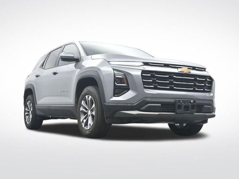Used 2025 Chevrolet Equinox LT FWD image 31