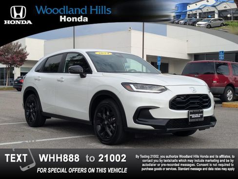 Used 2024 Honda HR-V Sport image 3