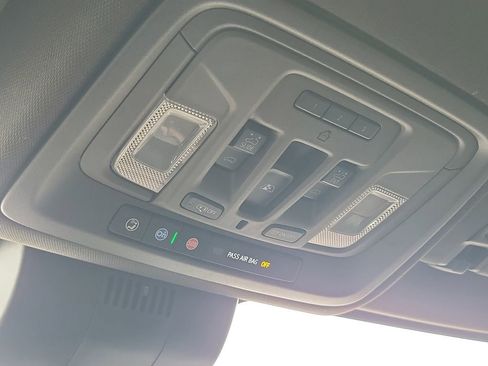 Used 2022 GMC Sierra 1500 Denali w/ Denali Reserve Package image 25